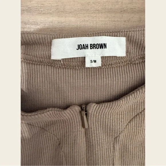 Joah Brown INVISIBLE ZIP LONG SLEEVE!
Cross listed on Mercari and Curtsy! - Picture 4 of 4